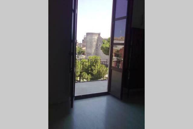 Big Lightfull Apartment With Castle View Catania Exterior photo